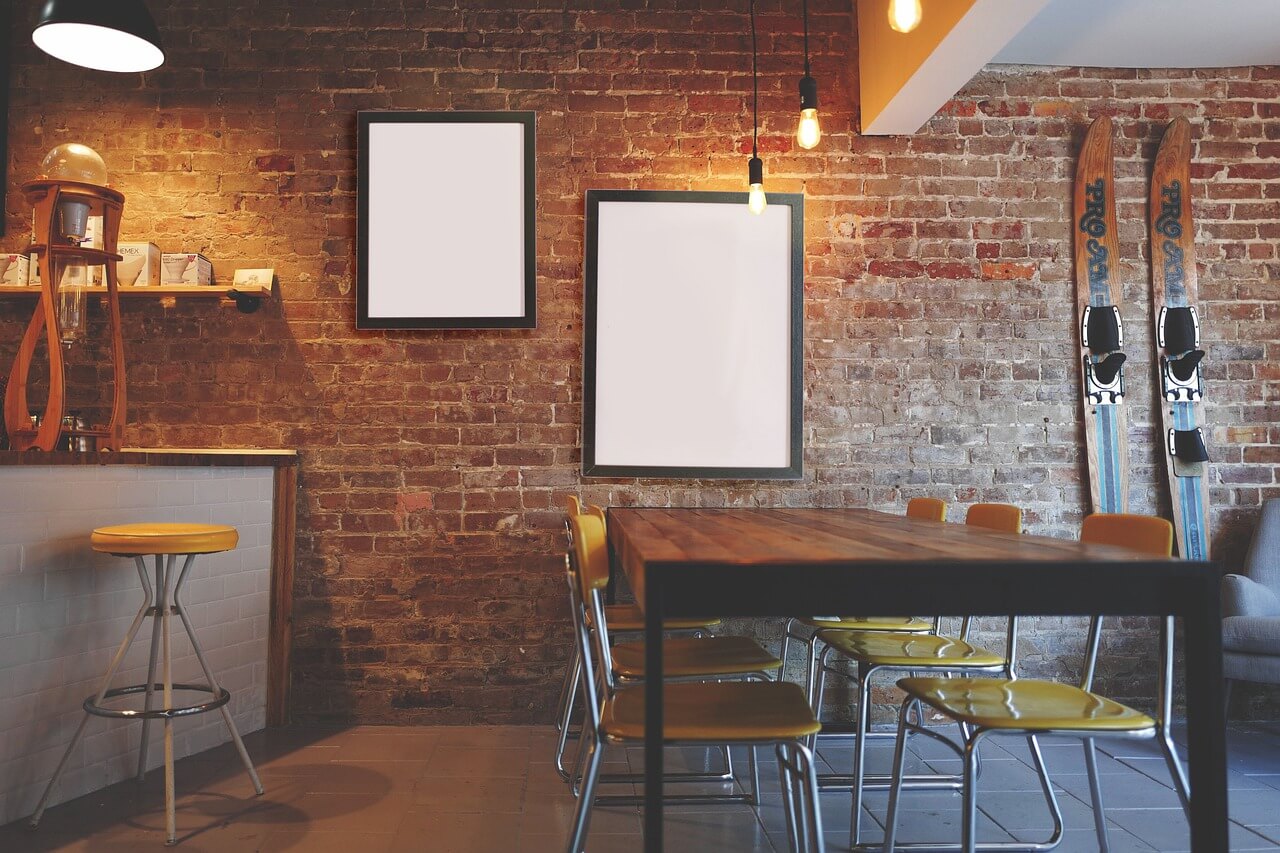 Comment peindre un mur de briques intérieur ?